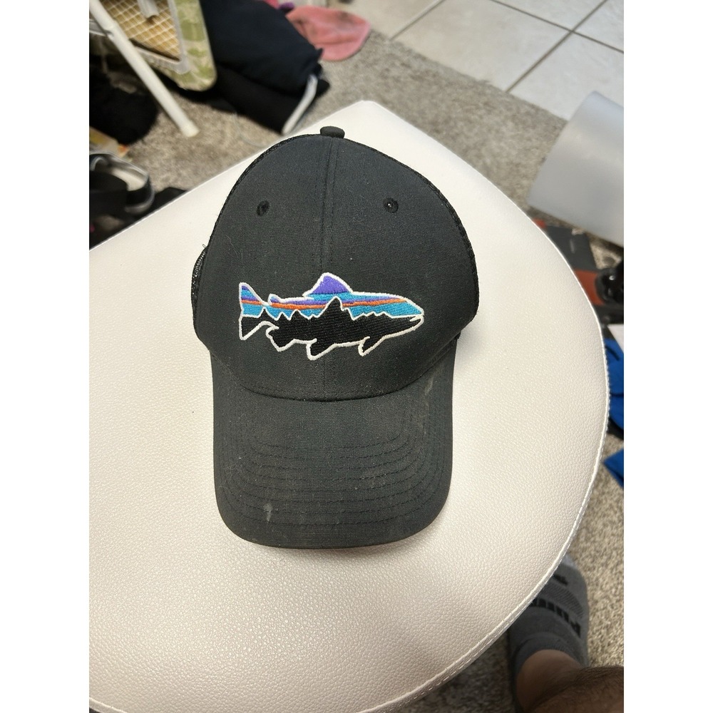 Patagonia Fitz Roy Trout Trucker Mesh Snapback Hat/Cap Outdoors‎ Angler